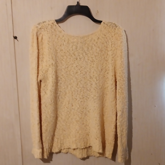 Yellow summer sweater - Picture 3 of 3